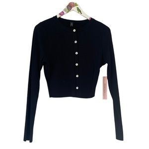 Aqua Women’s Cropped Cardigan Knit Long Sleeve button Sweater Black S NWT